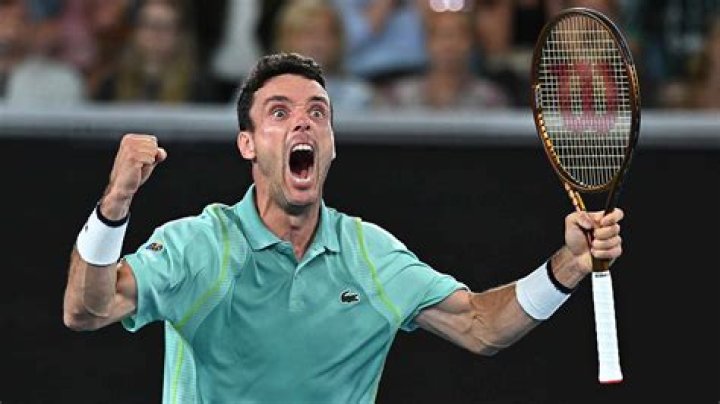 Roberto Bautista Agut Height, Weight, Net Worth, Age, Birthday, Wikipedia, Who, Nationality, Biography