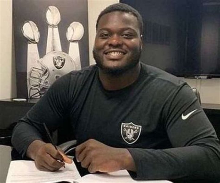 Ronald Ollie Height, Weight, Net Worth, Age, Birthday, Wikipedia, Who, Instagram, Biography