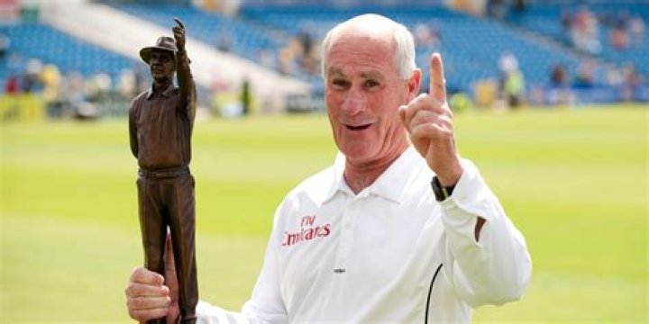 
Rudi Koertzen Height, Weight, Net Worth, Age, Birthday, Wikipedia, Who, Nationality, Biography 