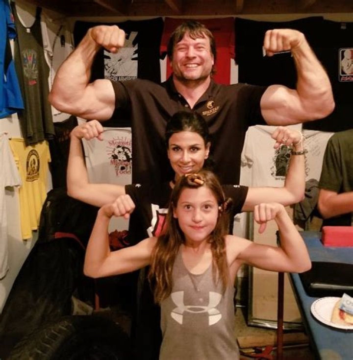 Rumors about the Arm Wrestler Couple : Devon and Jodi Larratt’s Children