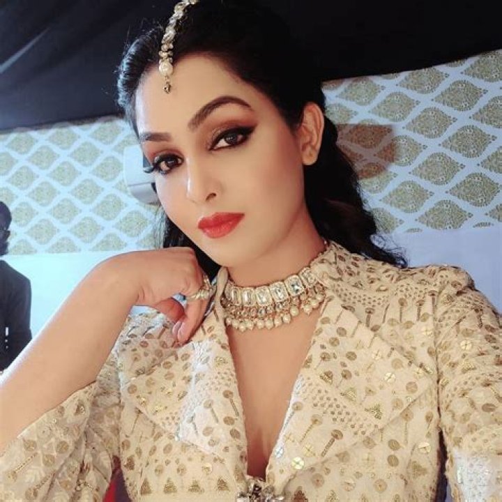 Shubhangi Atre Poorey Height, Weight, Net Worth, Age, Birthday, Wikipedia, Who, Instagram, Biography