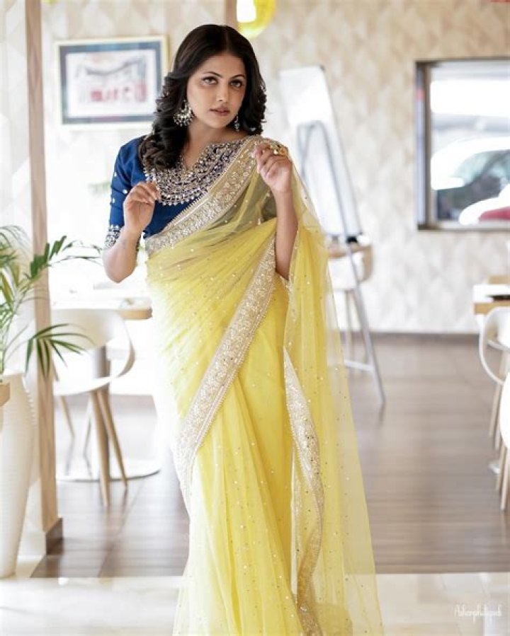 
Sreevidya Mullachery Height, Weight, Net Worth, Age, Birthday, Wikipedia, Who, Nationality, Biography 