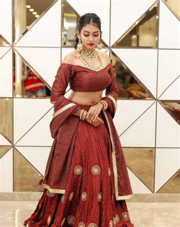 Suzanna Mukherjee Height, Weight, Net Worth, Age, Birthday, Wikipedia, Who, Instagram, Biography