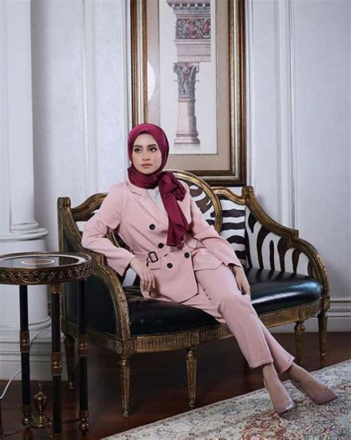 
Tasnim Shah Height, Weight, Net Worth, Age, Birthday, Wikipedia, Who, Nationality, Biography 