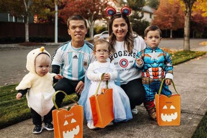 
Tori Roloff Shares Kids’ Classic Costumes on Son Josiah’s First Halloween in Family Photos 