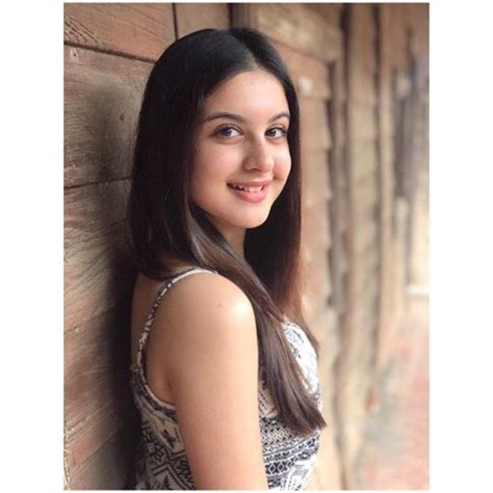 Tunisha Sharma Height, Weight, Net Worth, Age, Birthday, Wikipedia, Who, Instagram, Biography