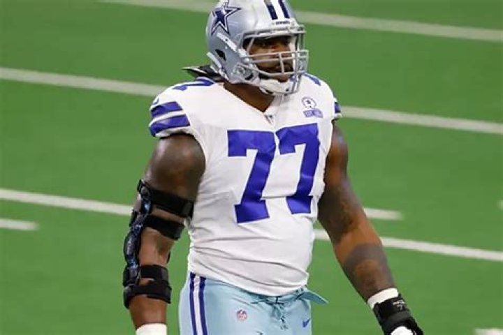 Tyron Smith Height, Weight, Net Worth, Age, Birthday, Wikipedia, Who, Nationality, Biography