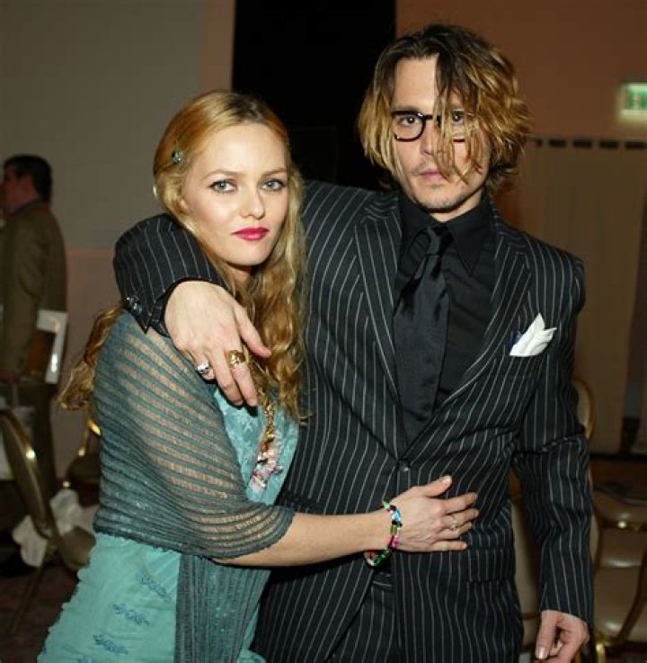 Vanessa Paradis Young Photos While Relationship With Johnny Depp, Why Did They Break Up?