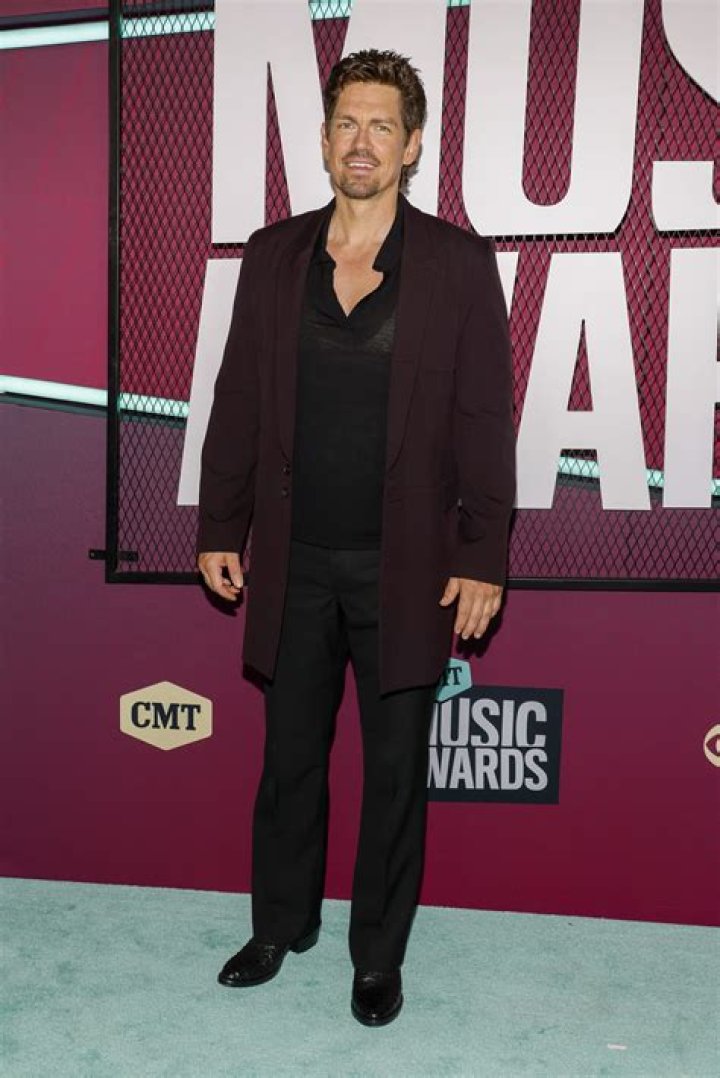 Violet Moon Howey Height, Weight, Net Worth, Age, Birthday, Wikipedia, Who, Nationality, Biography