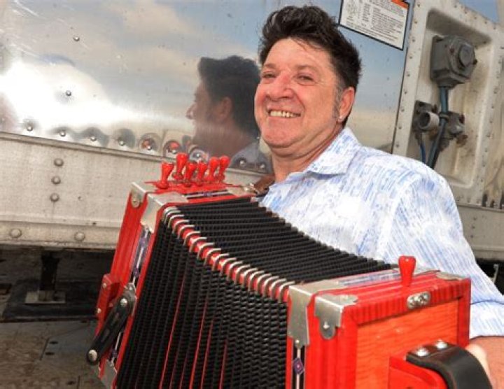 Wayne Toups Height, Weight, Net Worth, Age, Birthday, Wikipedia, Who, Nationality, Biography