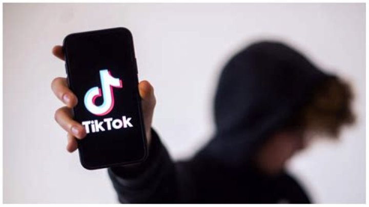 What Does dtn4l Mean On TikTok? ‘DTN’ Meaning Explained