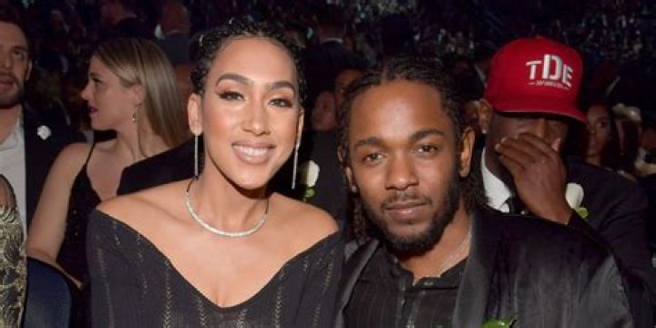 
Whitney Alford Height, Weight, Net Worth, Age, Birthday, Wikipedia, Who, Nationality, Biography 