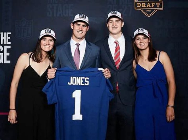 
Who Are Becca And Steve Jones? All About Daniel Jones Parents And Ethnicity: 