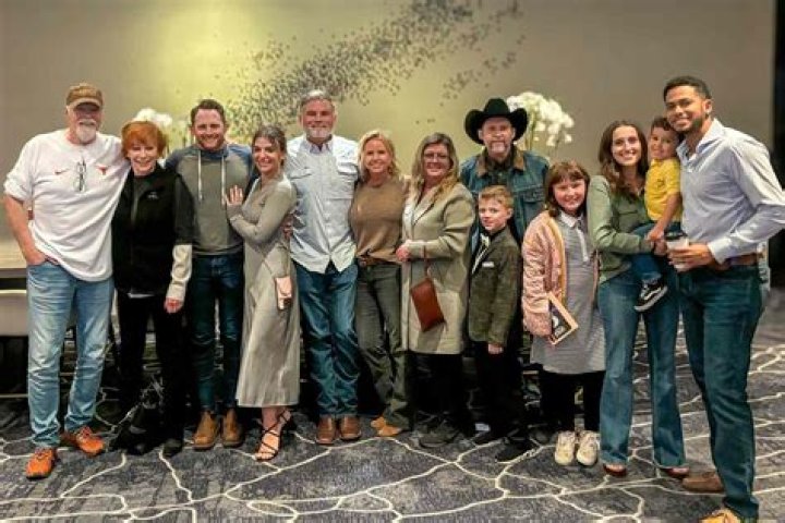 
Who are Brandon Ingrams Parents? Brandon Ingram Biography, Parents Name, Nationality and More 