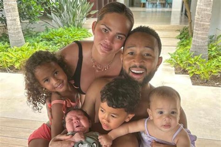 
Who are Chrissy Teigen Parents? Chrissy Teigen Biography, Parents Name and More 