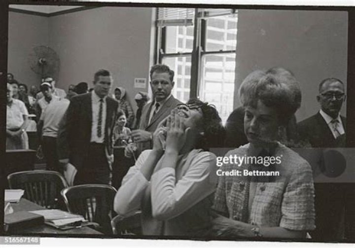 Who is Brenda Ayers, the woman Jim Brown allegedly assaulted in Cleveland Howard Johnson motel?