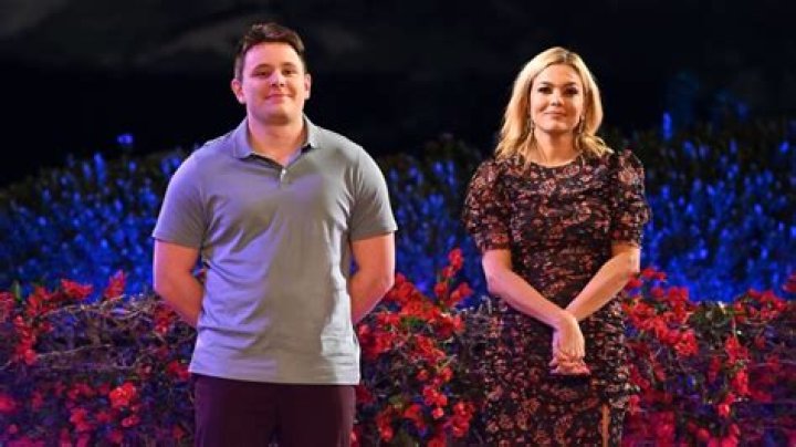 
Who is Carly Reeves? Tom Hank’s niece meltdown on national television 