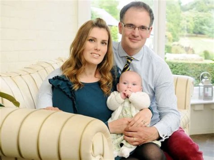 
Who Is Charles Hanson Sister Caroline Haws? Antiques Expert Family and Parents 