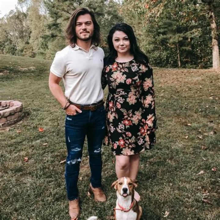 Who Is Chase Mcdaniel Wife? Singer Career and Family Life In Nutshell