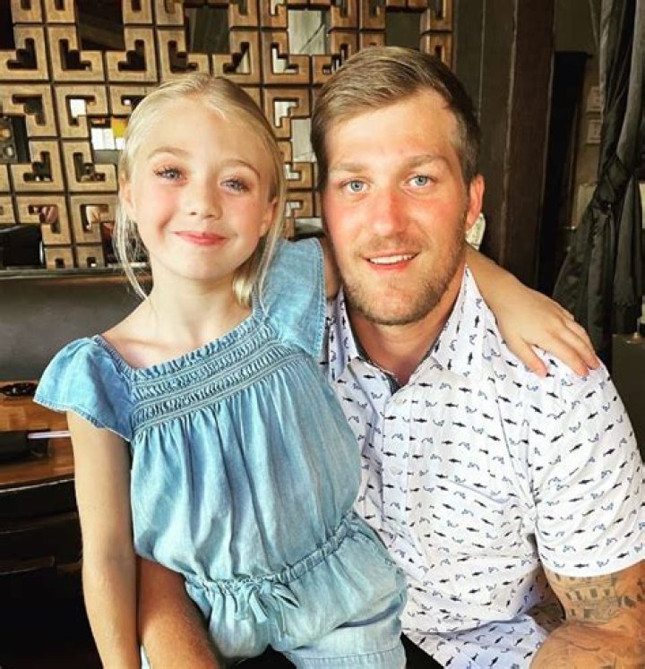 Who Is Everleigh Rose Dad Tom Smith? Soutas Biological Father