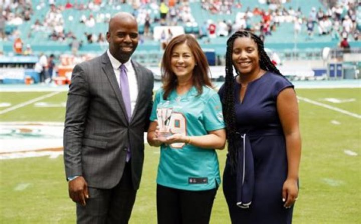 
Who Is Jason Jenkins Wife Elizabeth? What Was Miami Dolphins Senior Vice President Net Worth Before Death? 
