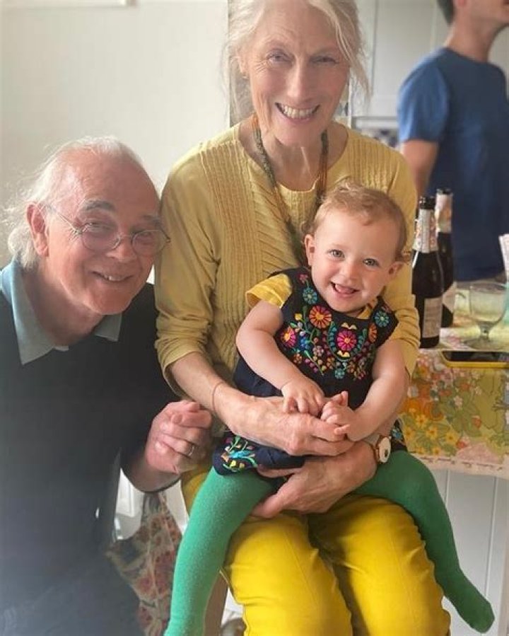 Who Is Jonathan Frakes Wife Genie Francis? Children And Married Life Explored