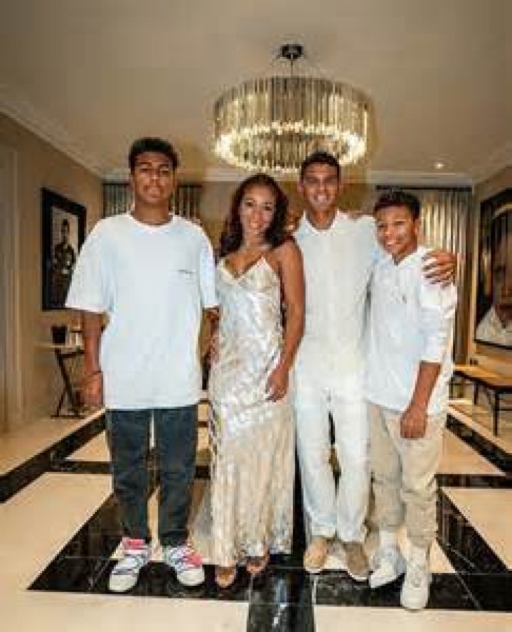 Who is Marta da Silva Husband?