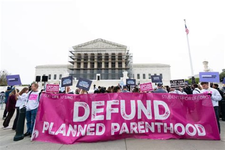
Who Is Sam Lau From Planned ParentHood? Texas Abortion Law And Reaction On Twitter 