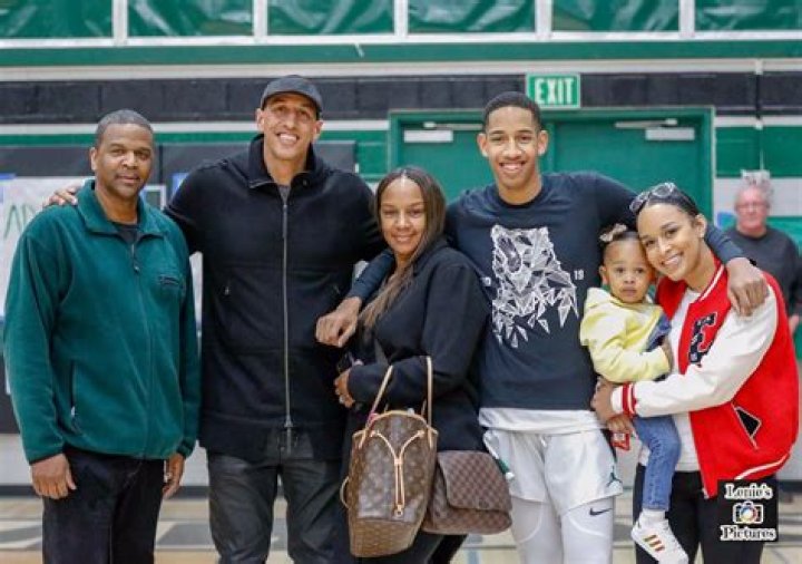 Who Is Takari Lee Father? Jackie Christie Eldest Daughter – Everything On Her Husband And Family