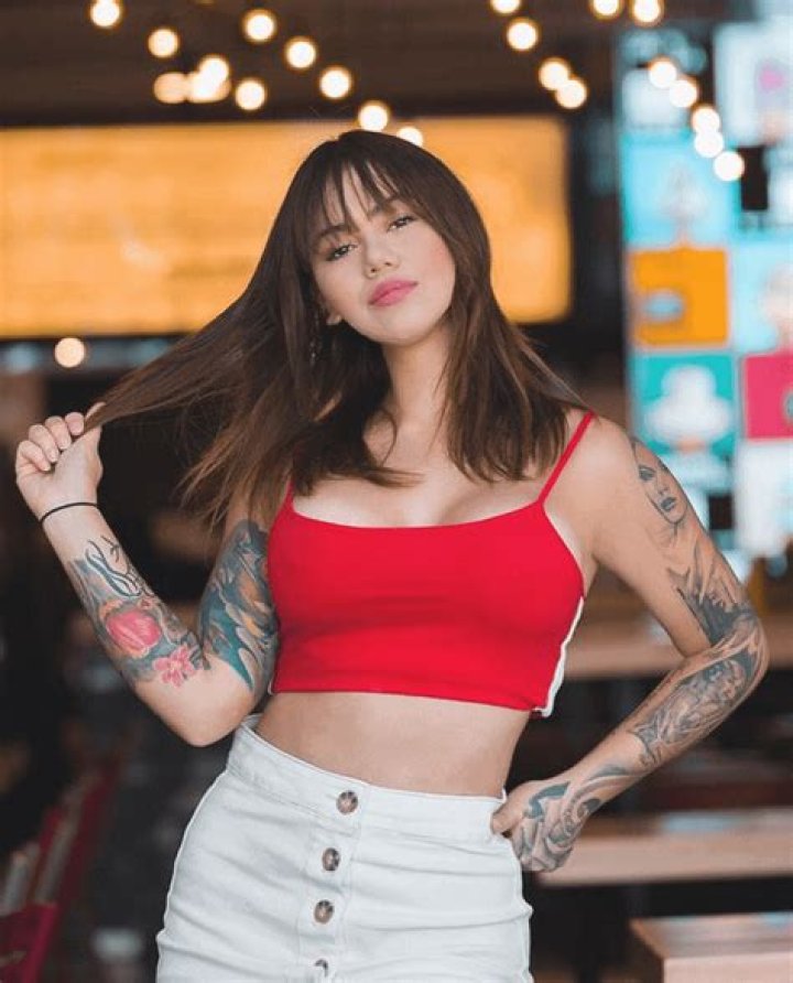 Yessenia Cossio Height, Weight, Net Worth, Age, Wiki, Who, Instagram, Biography