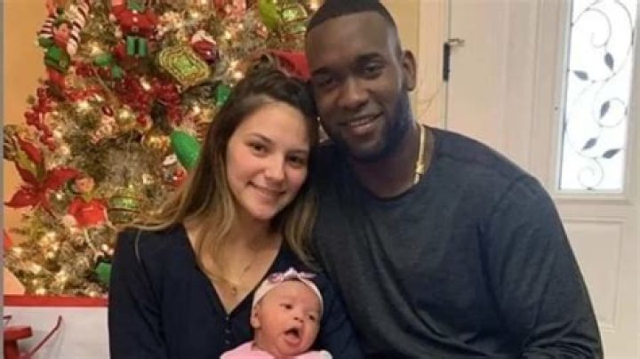 Yordan Alvarez Height, Weight, Net Worth, Age, Birthday, Wikipedia, Who, Nationality, Biography